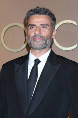 Oscar-Isaac-007.jpg