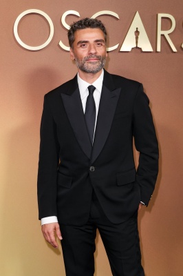 Oscar-Isaac-009.jpg