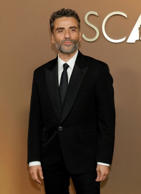 Oscar-Isaac-017.jpg