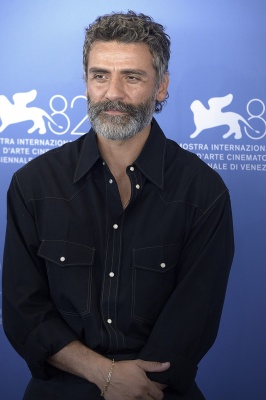 Oscar-Isaac-169.jpg