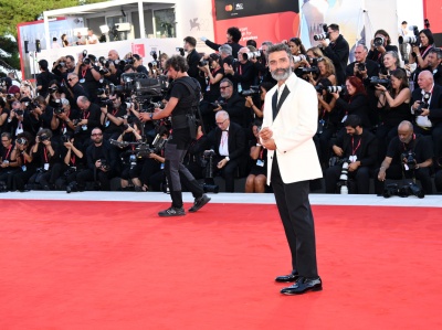 Oscar-Isaac-050.jpg
