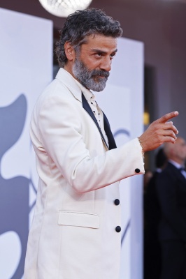 Oscar-Isaac-060.jpg