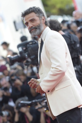 Oscar-Isaac-073.jpg