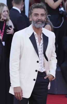 Oscar-Isaac-110.jpg