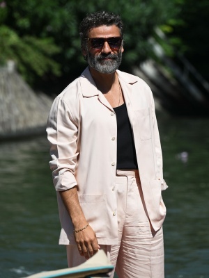 Oscar-Isaac-001.jpg