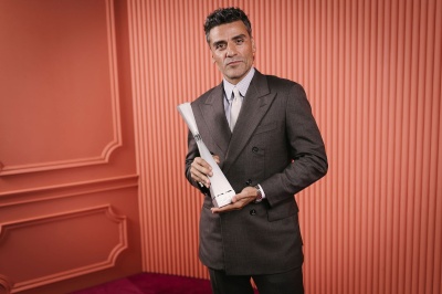 Oscar-Isaac-001.jpg