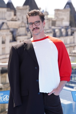 Pedro-Pascal-006.jpg