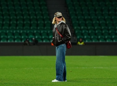 s_0002.jpg
